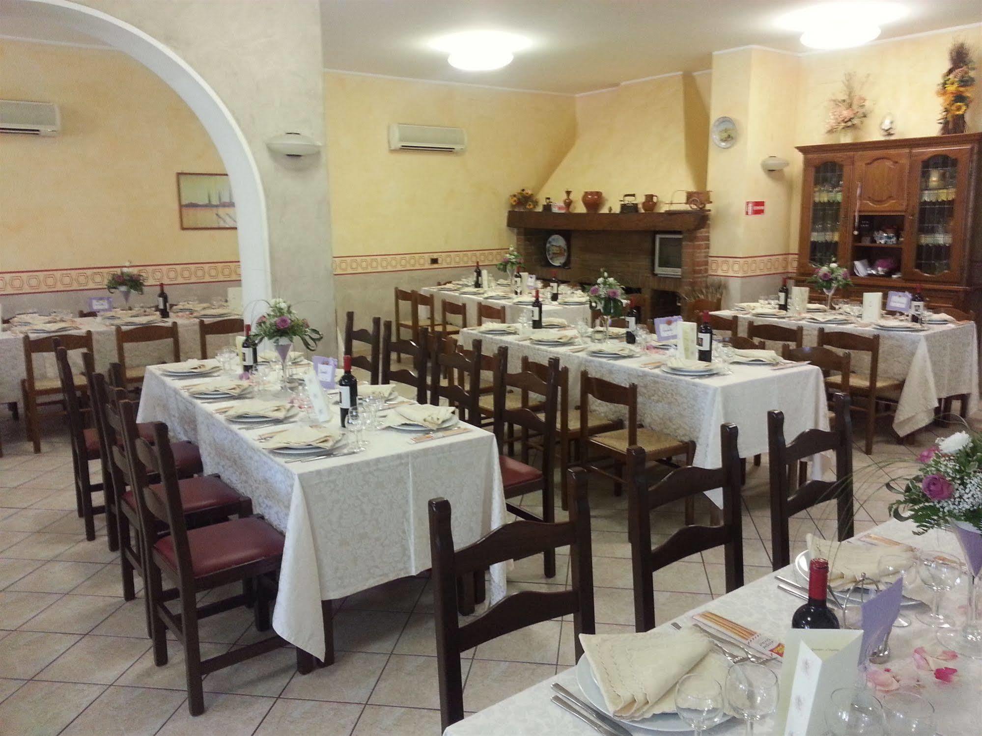 Hotel Tiziana Montepulciano Stazione Exterior foto
