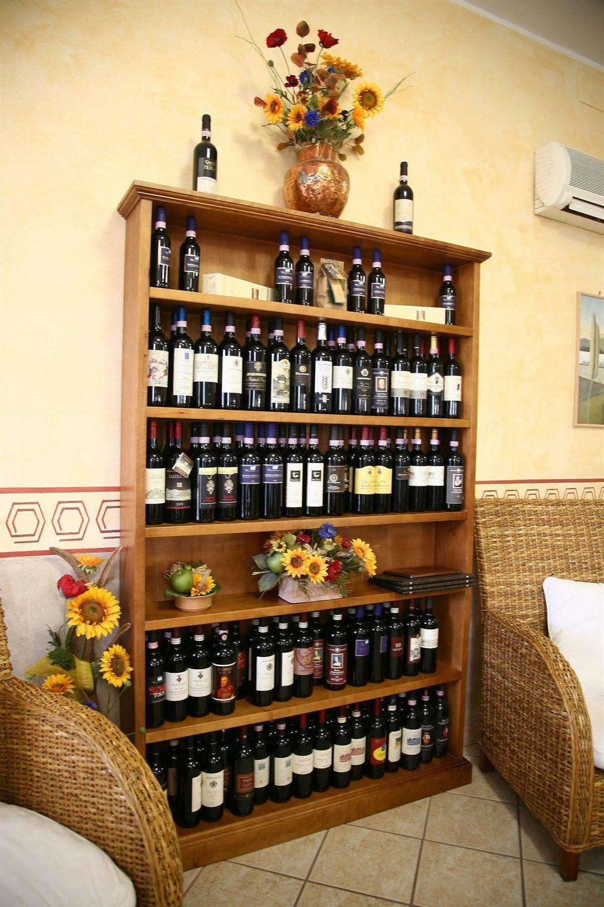 Hotel Tiziana Montepulciano Stazione Exterior foto